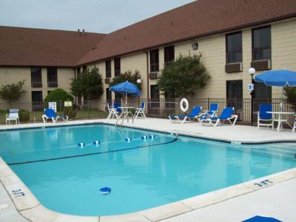 Best Western Galaxy Inn - image 14