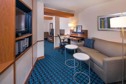 Fairfield Inn & Suites by Marriott Dover - image 7