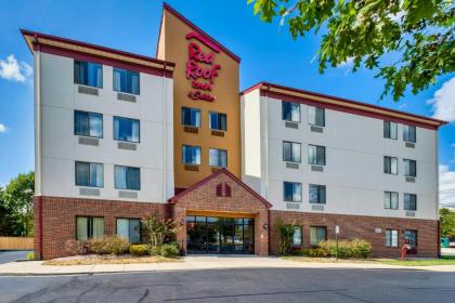 Red Roof Inn  Suites Dover Downtown Delaware