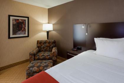 Holiday Inn Express Hotel & Suites Dover an IHG Hotel - image 7