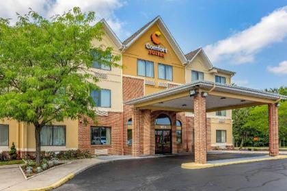 Comfort Suites Dover - image 15