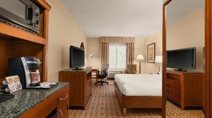 Hilton Garden Inn Solomons - image 10