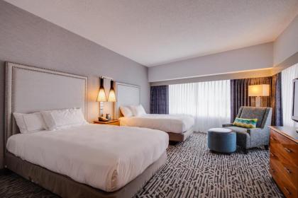 DoubleTree Suites by Hilton Hotel & Conference Center Chicago-Downers Grove - image 8