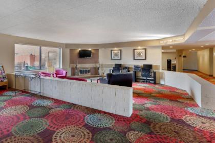 Holiday Inn Express Chicago-Downers Grove an IHG Hotel - image 19