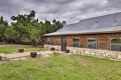 Dripping Springs Home with Deck Near Wedding Venue - image 10