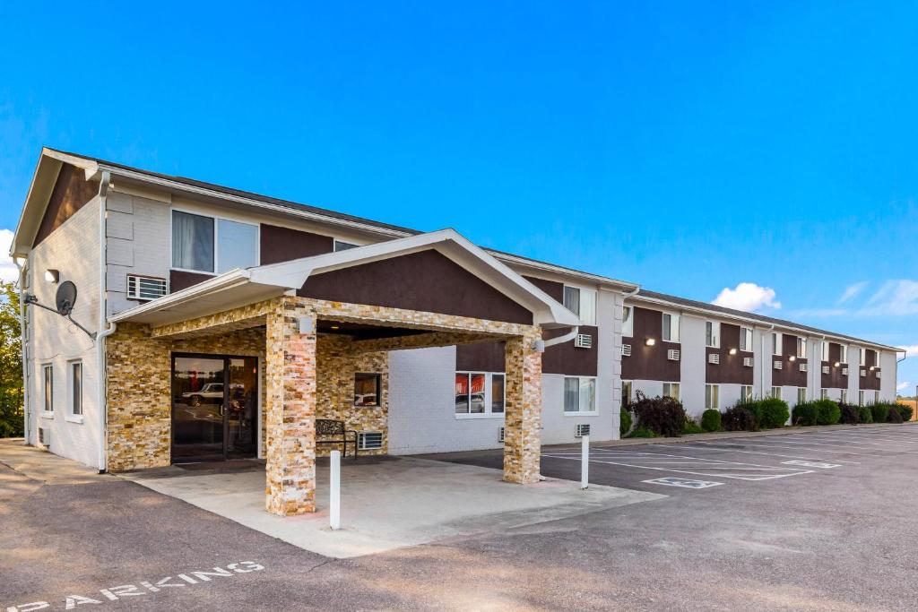 Red Roof Inn Dry Ridge - main image