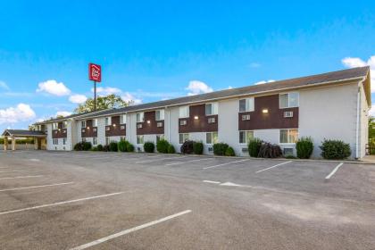 Red Roof Inn Dry Ridge - image 15