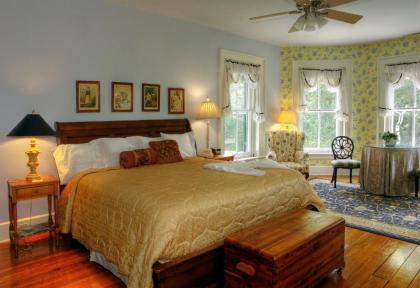 Rockwood Manor Bed & Breakfast - image 13