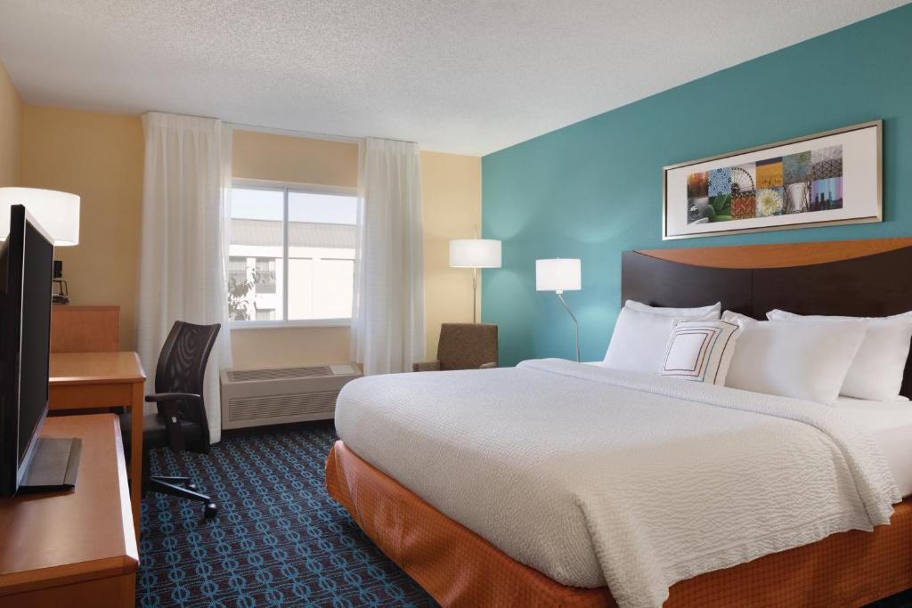 Fairfield Inn by Marriott Dubuque - image 4