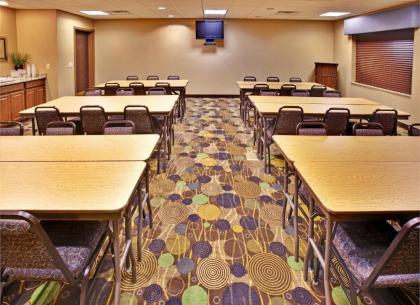 Holiday Inn Express Hotel & Suites - Dubuque West an IHG Hotel - image 7