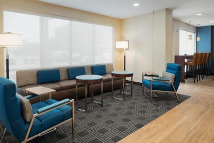 TownePlace Suites by Marriott Dubuque Downtown - image 14