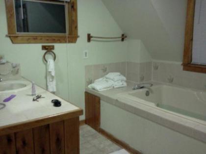 Beautiful Vacation Suites in the Outer Banks - image 8