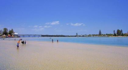 Seaside Comfort for Idyllic Escape - Suite in Duck NC - Two Bedroom #1 - image 9