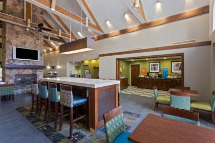 Hampton Inn & Suites Atlanta/Duluth/Gwinnett - image 17