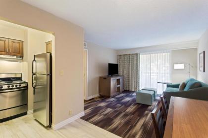 Hampton Inn & Suites Atlanta/Duluth/Gwinnett - image 7