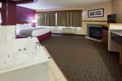 AmericInn by Wyndham Duluth South Proctor Black Woods Event Ctr - image 10