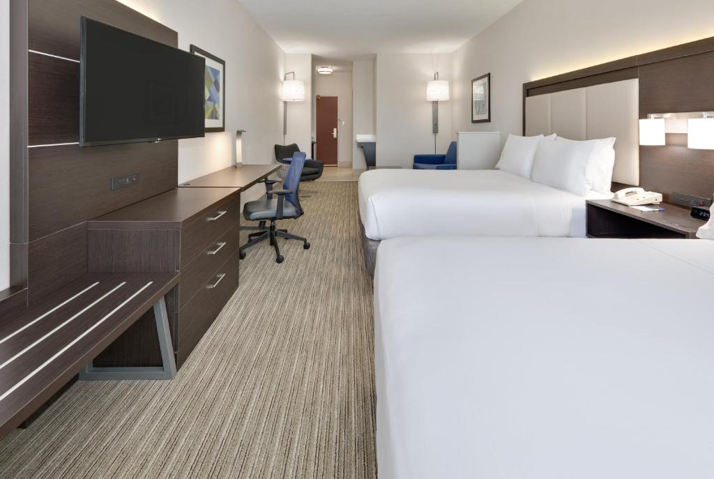 Holiday Inn Express Hotel & Suites Duncanville an IHG Hotel - image 5