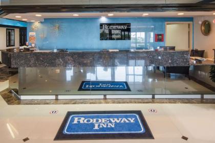 Rodeway Inn - image 9