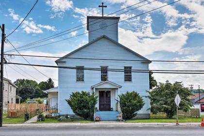 Unique Pet Friendly Home   3 mi to Dundee Wineries Dundee New York