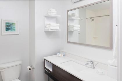 Hampton Inn Dunedin Fl - image 8