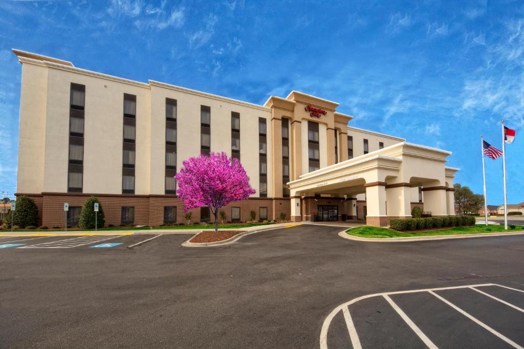 Hampton Inn Dunn - main image