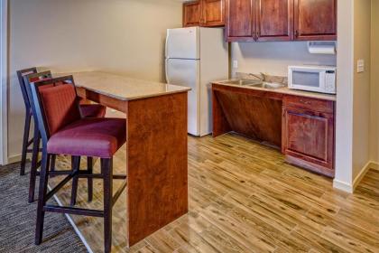 Hampton Inn Dunn - image 12