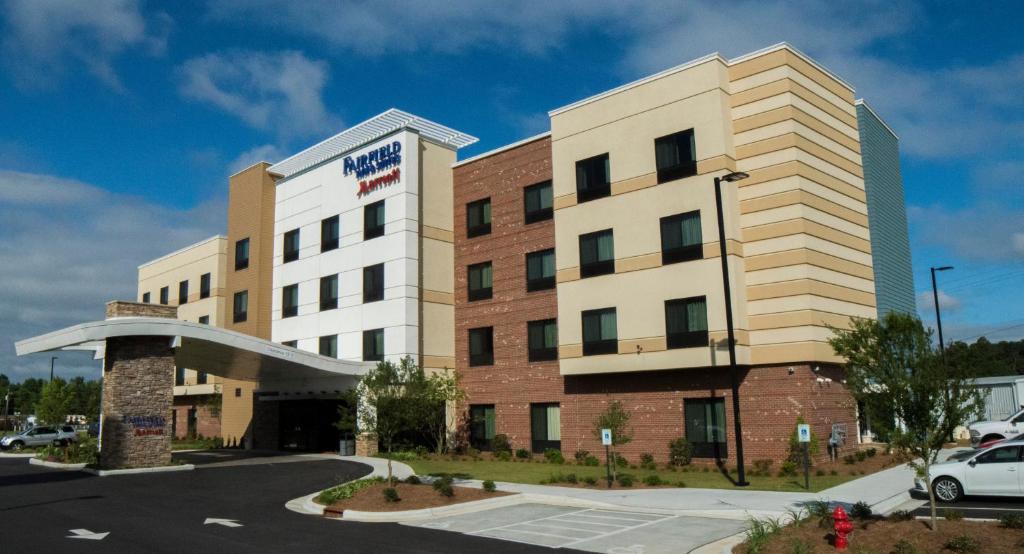 Fairfield Inn & Suites by Marriott Dunn I-95 - main image