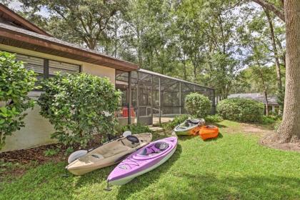 Pool House with Kayaks 2Mi to Rainbow River and KP Hole - image 13