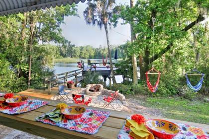 Riverside Dunnellon House with Private Dock and Kayaks!