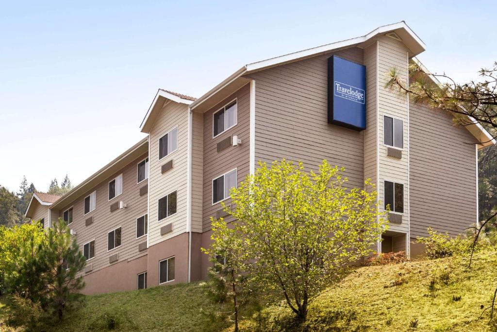 Travelodge by Wyndham Dunsmuir - main image