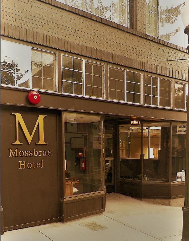 Mossbrae Hotel - image 2