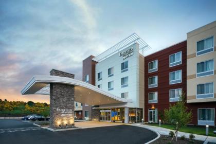 Fairfield Inn & Suites by Marriott Tacoma DuPont - image 1