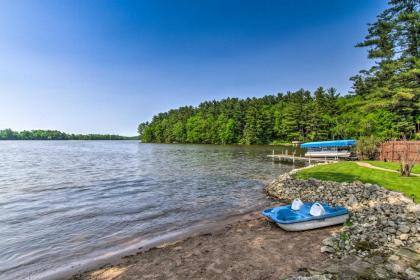 Lakefront Eau Galle Home with Hot Tub and Fire Pit - image 13