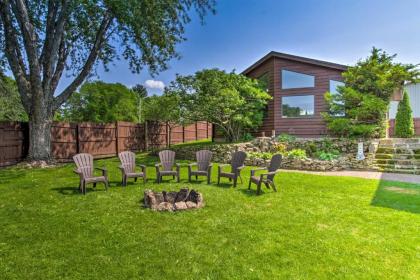 Lakefront Eau Galle Home with Hot Tub and Fire Pit - image 7