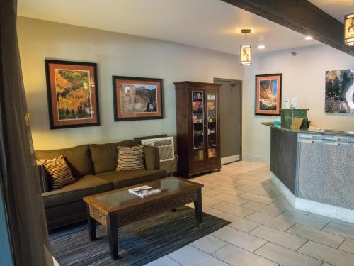 Best Western Plus Rio Grande Inn - image 4