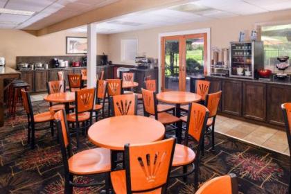 Best Western Durango Inn & Suites - image 2