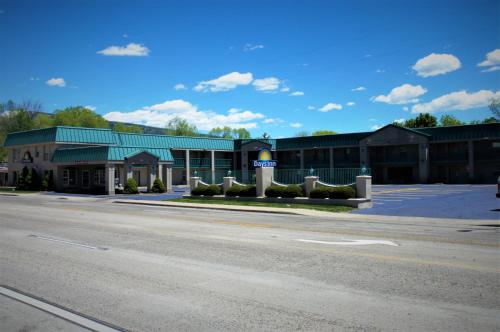 Days Inn by Wyndham Durango - image 2