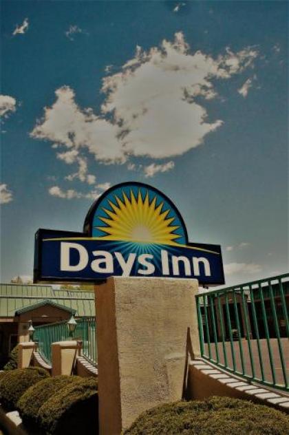 Days Inn by Wyndham Durango - image 4