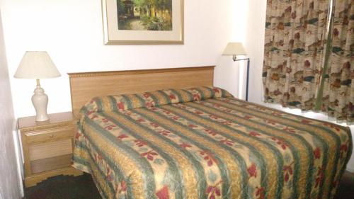 Budget Inn Durango - image 4