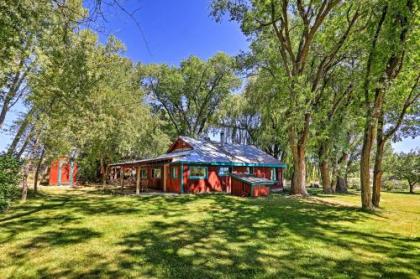 Quiet Durango Farmhouse with Beautiful Yard and Gazebo - image 1