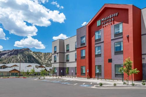 MainStay Suites - image 3