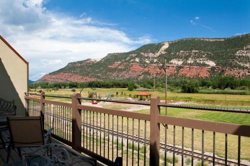 Crimson Cliffs - Unit 5 - main image