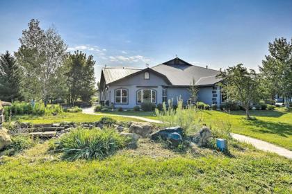 Flawless Durango Home with Theater and Pool Table - image 5