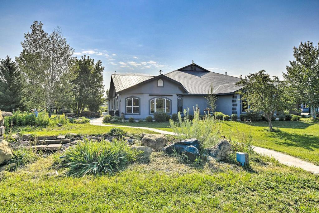 Flawless Durango Home with Theater and Pool Table - image 5