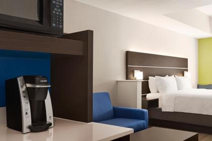 Holiday Inn Express Hotel & Suites Durant an IHG Hotel - image 19