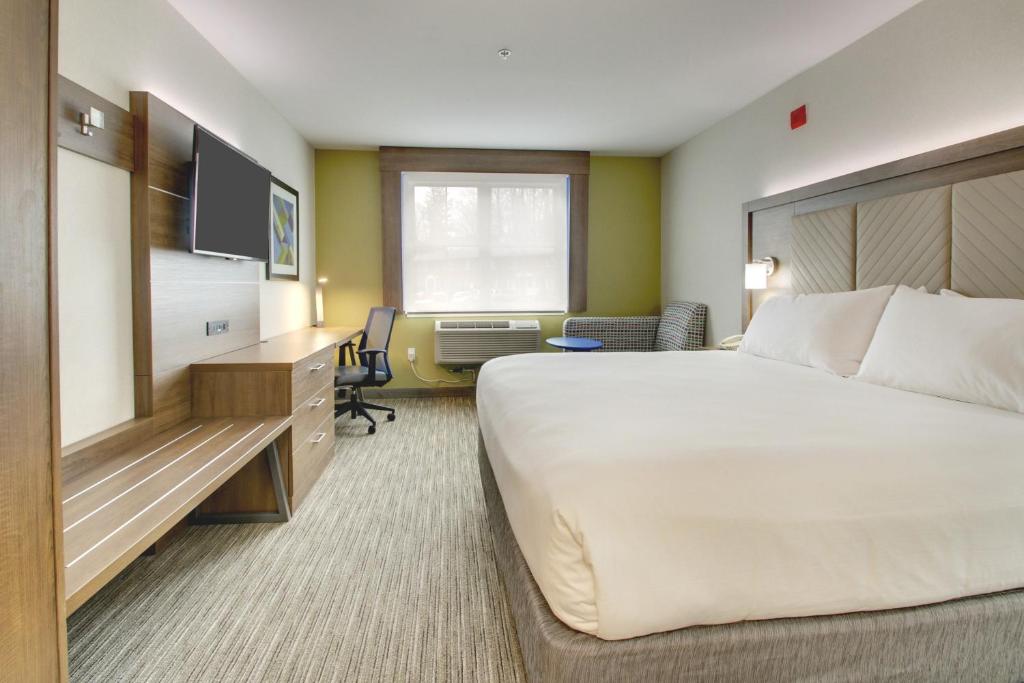 Holiday Inn Express Durham-UNH an IHG Hotel - image 4