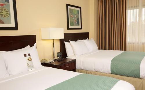 DoubleTree Suites by Hilton Raleigh-Durham - image 2