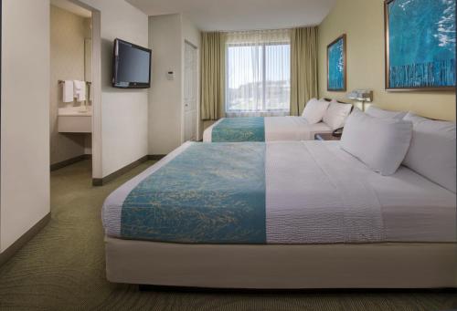 SpringHill Suites Raleigh-Durham Airport/Research Triangle Park - image 3