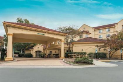 La Quinta by Wyndham Raleigh/Durham Southpoint - image 1