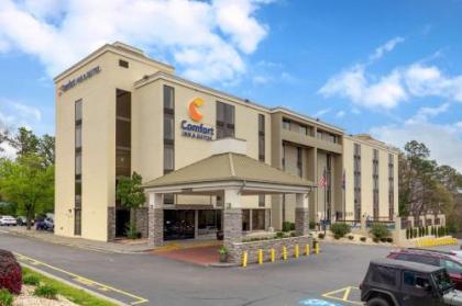 Comfort Inn & Suites Durham near Duke University - image 4